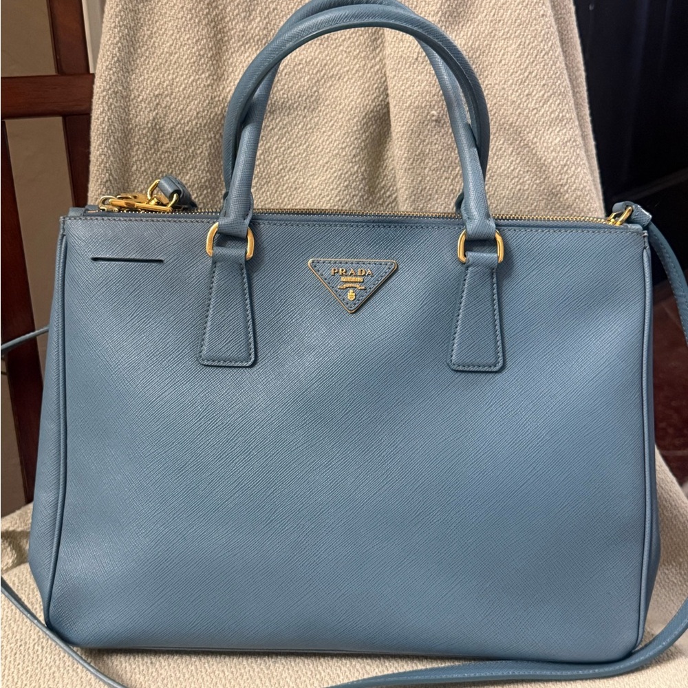 Prada Large Double Zip Galleria Blue Saffiano Leather Bag with Shoulder Strap A+